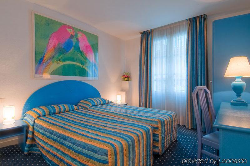 Croix De Malte Hotel Paris Room photo